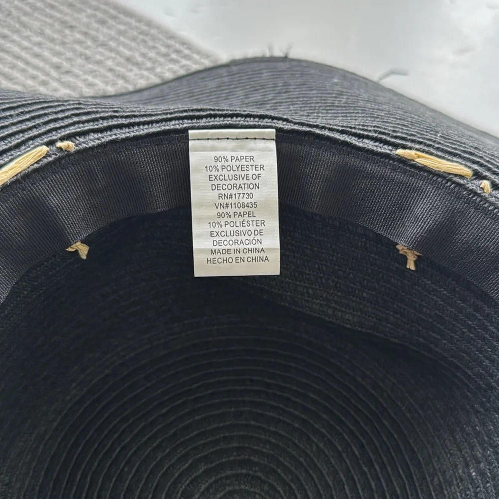 Vintage Black Large Straw Hat with Daisy Flower Detail - Picture 5 of 6